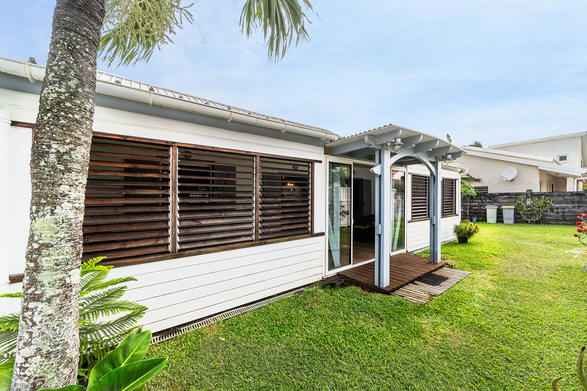 MAISON T5 + STUDIO -  Sainte Marie