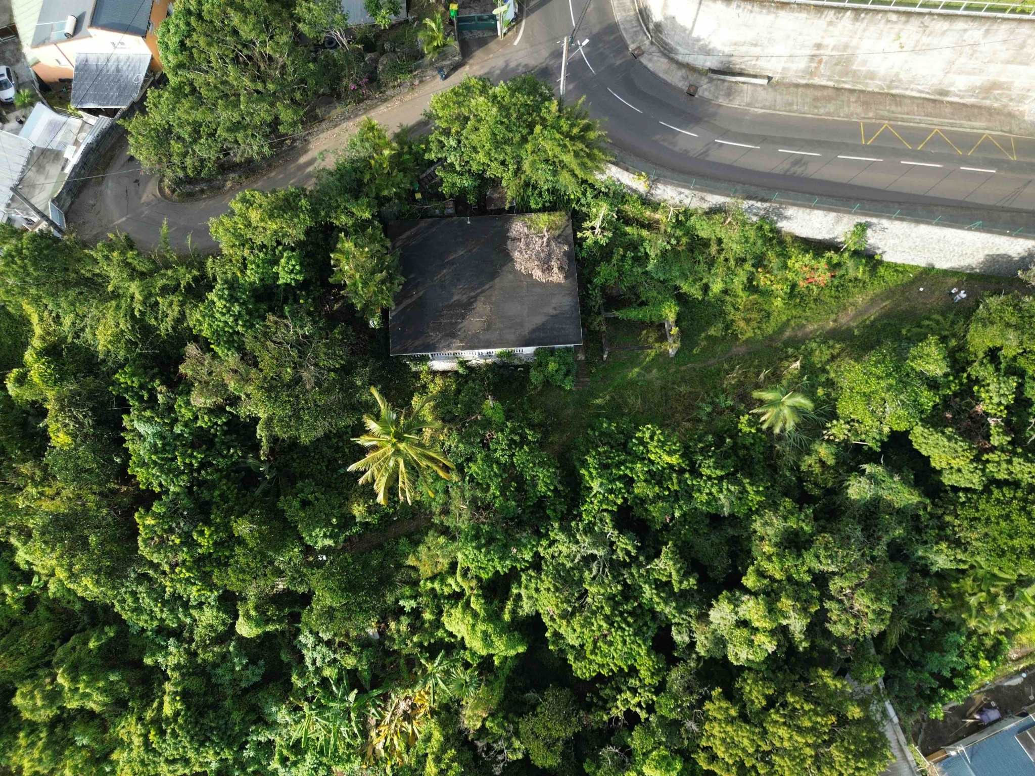 LA POSSESSION (RAVINE A MALHEUR) - PARCELLES A BATIR