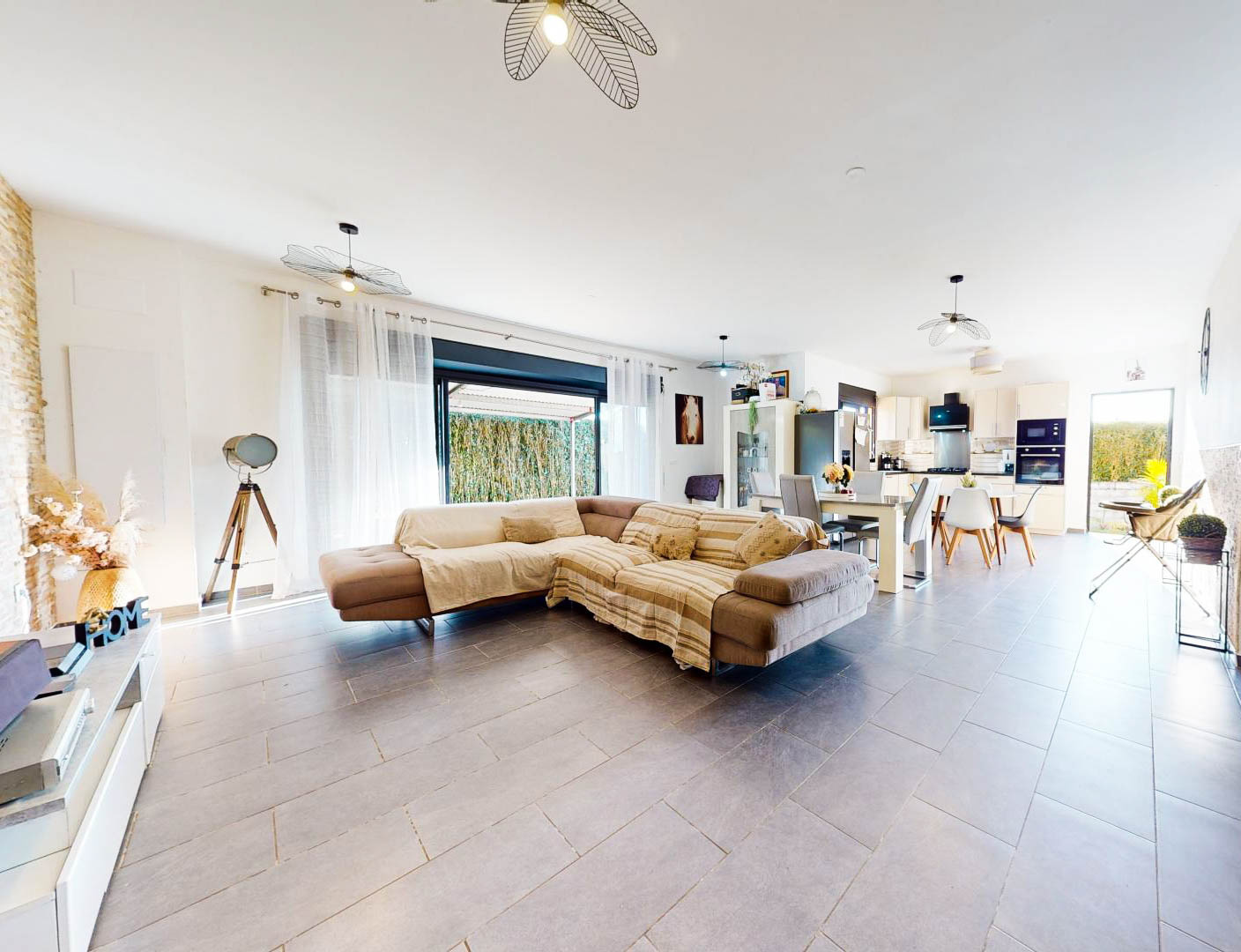 VILLA T5 PLAIN PIED - SAINT DENIS (LE BRÛLÉ)