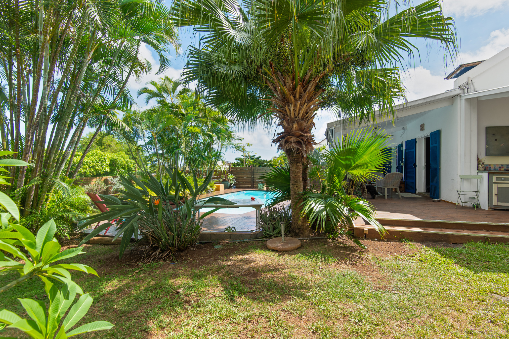 MAGNIFIQUE VILLA T4 AVEC PISCINE ET JACUZZI A LA POSSESSION