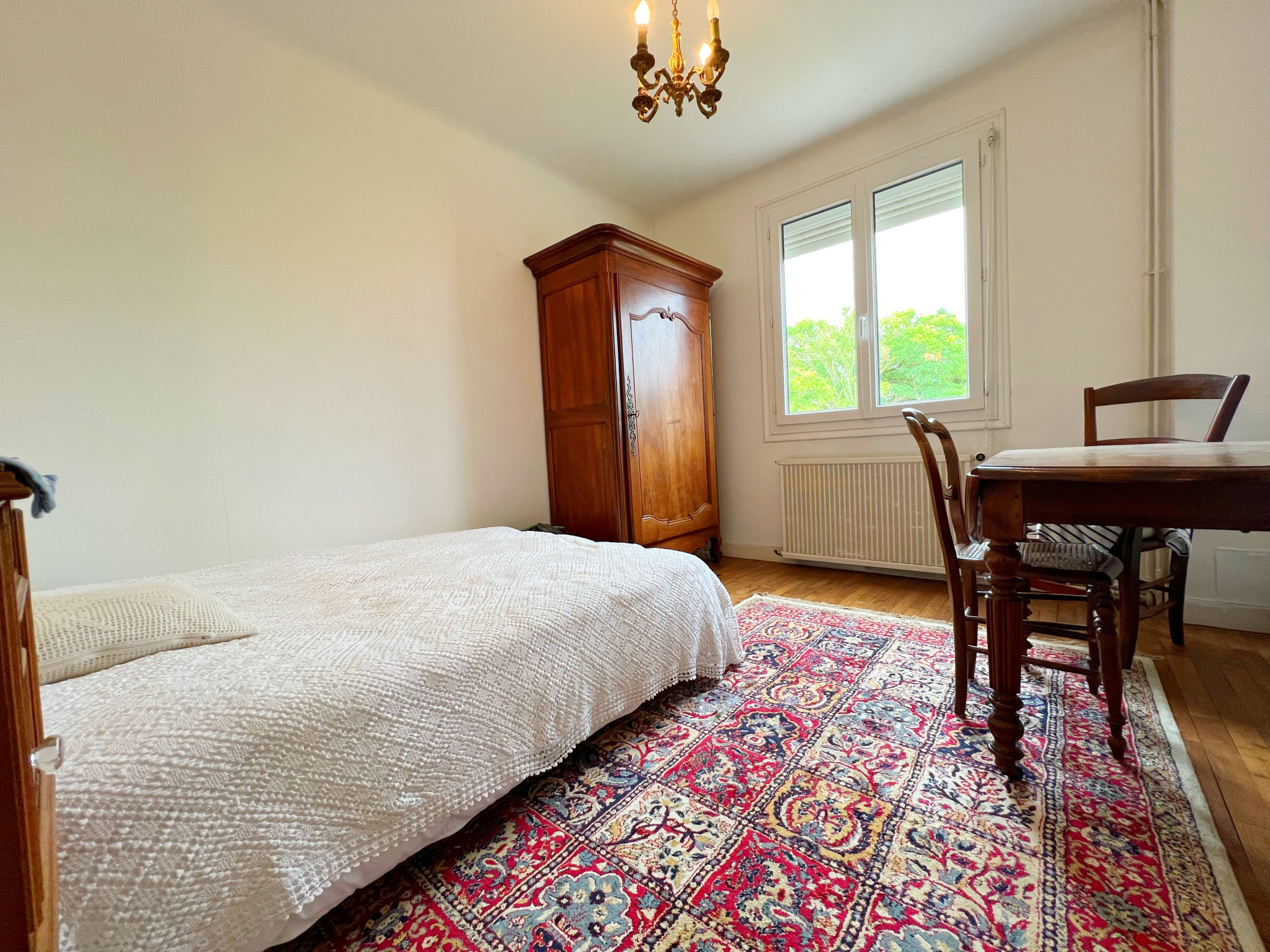 NIORT (avenue Saint-Jean-d'Angély) - MAISON T6 AVEC JARDIN ET GARAGE - pompe à chaleur neuve