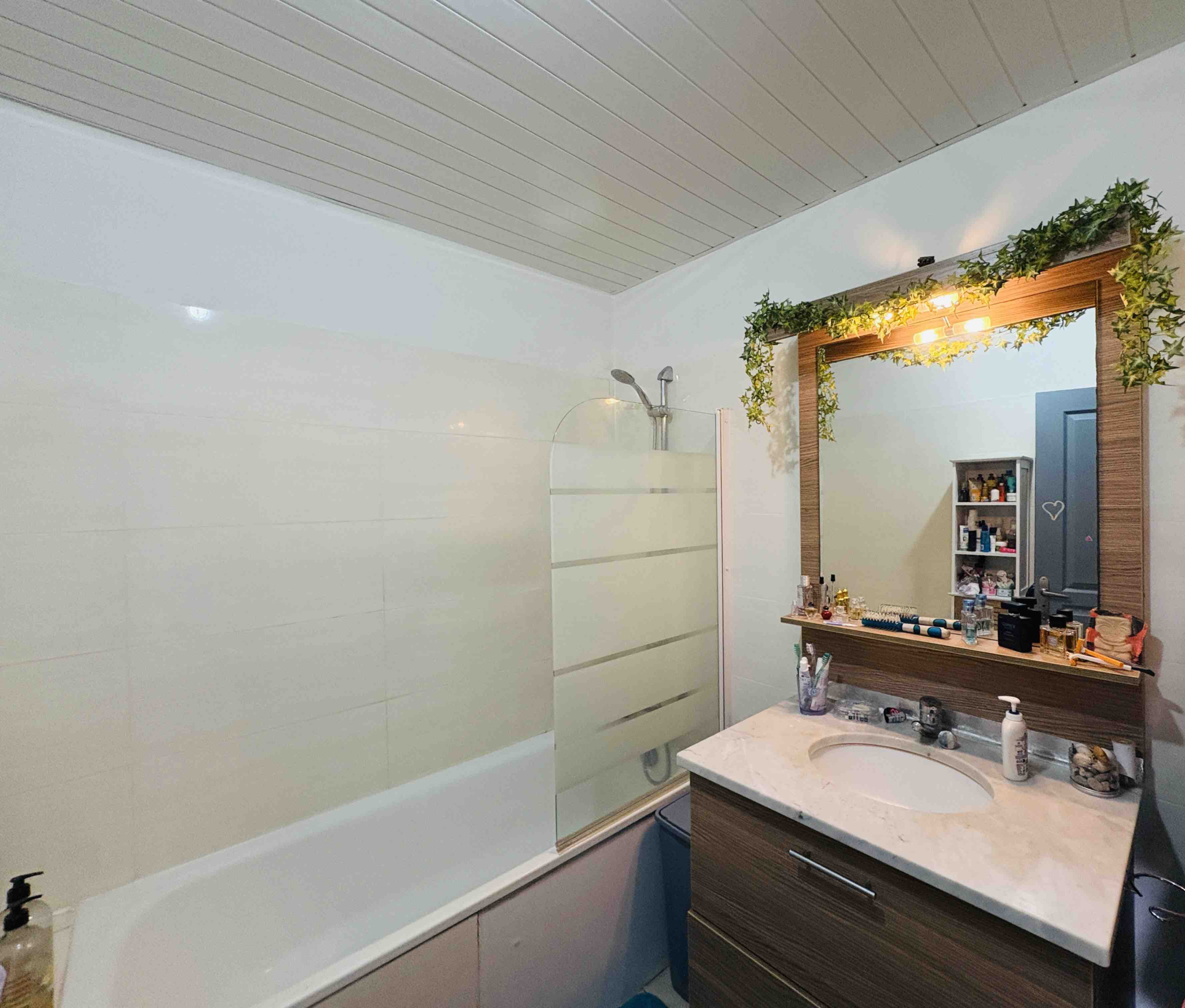 SAINT GILLES LES HAUTS - MAISON T3 AVEC PISCINE COLLECTIVE