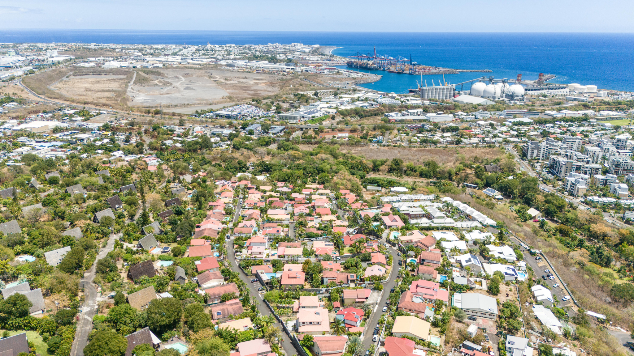 LA POSSESSION (BOEUF MORT) - VILLA 7 PIECES VUE MER