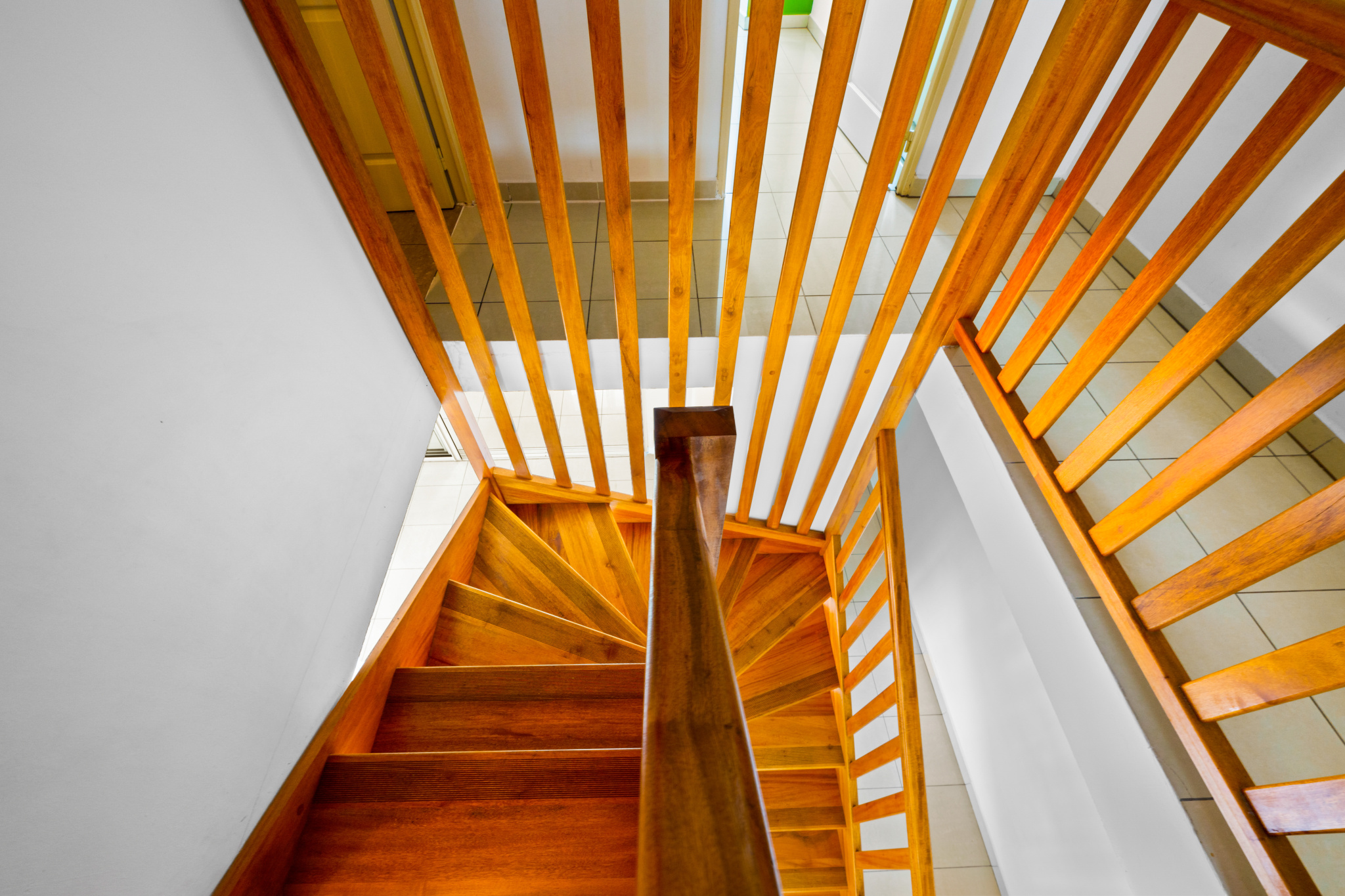 ST DENIS (BAS DE LA RIVIERE) - APPARTEMENT T3/4 EN DUPLEX