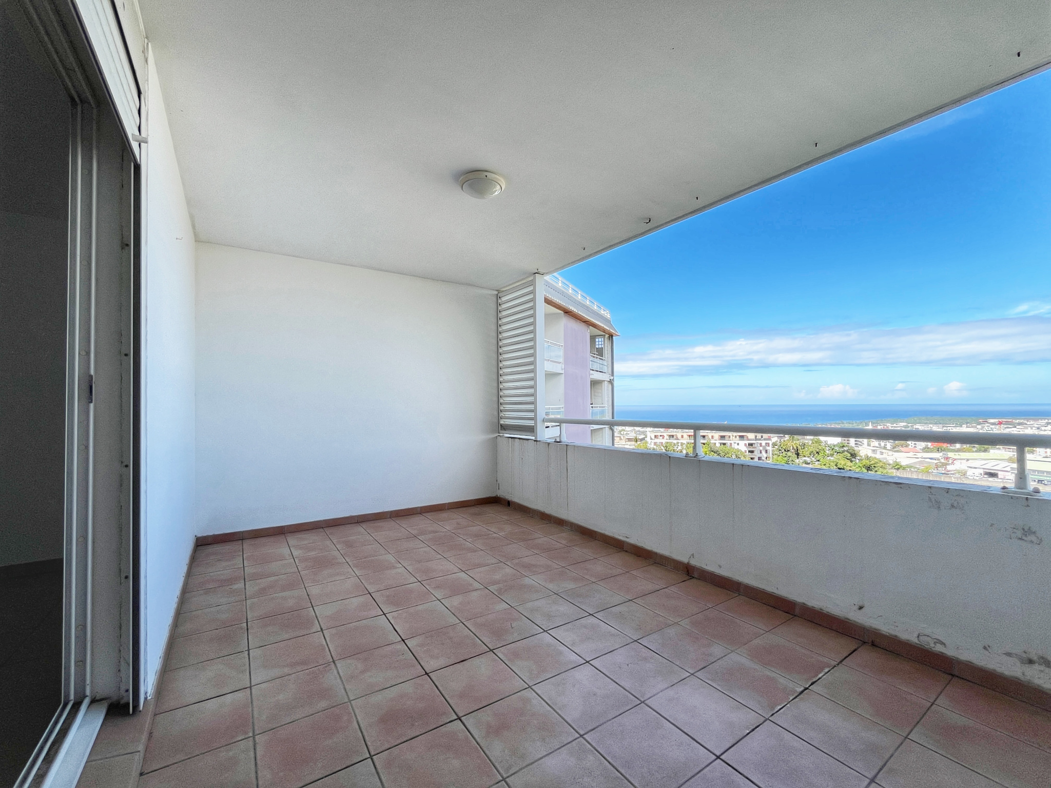 GRAND STUDIO - LIBRE - VUE MER - MONTGAILLARD