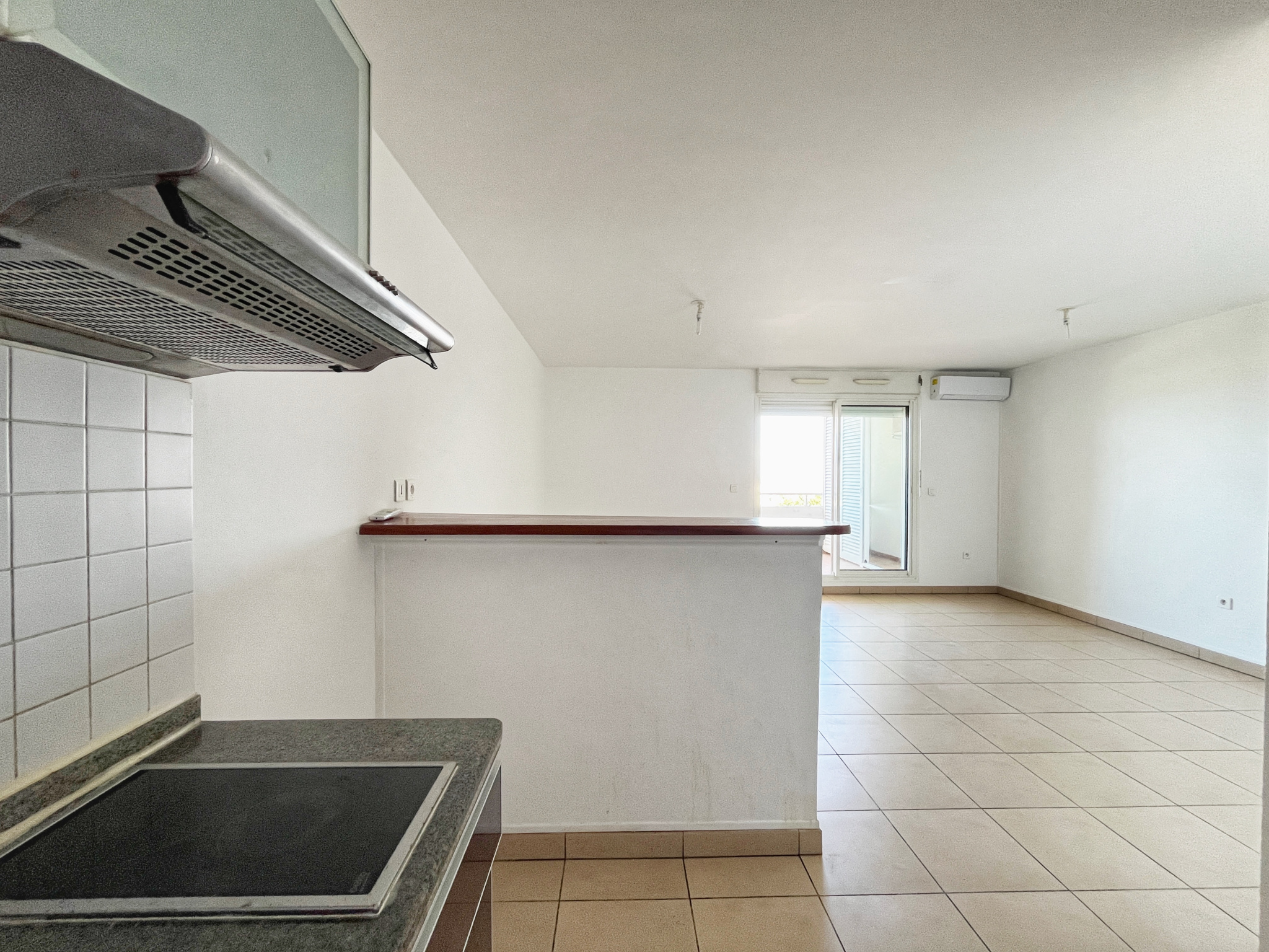 GRAND STUDIO - LIBRE - VUE MER - MONTGAILLARD