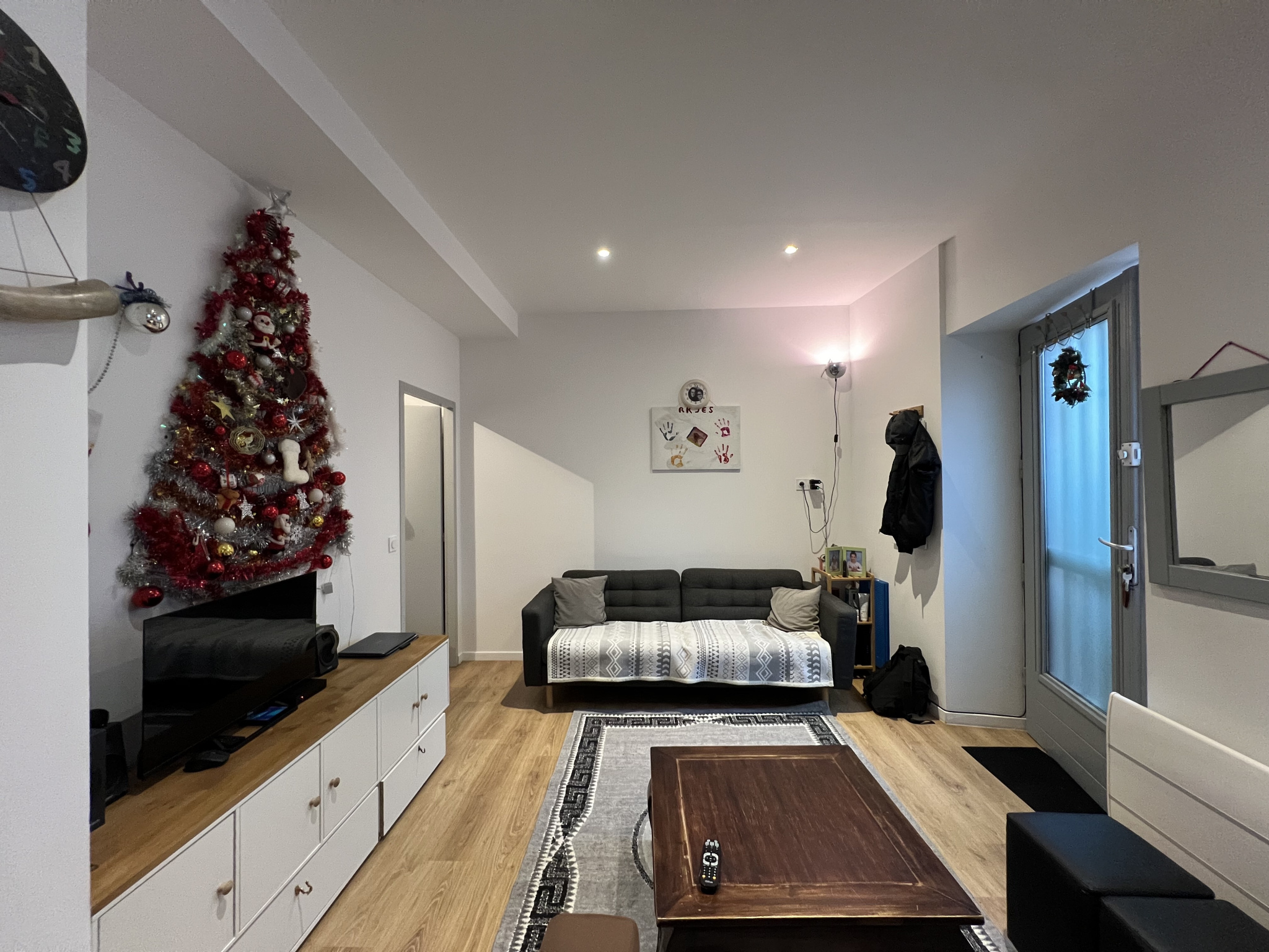 BORDEAUX - T2 EN RDC LIBRE