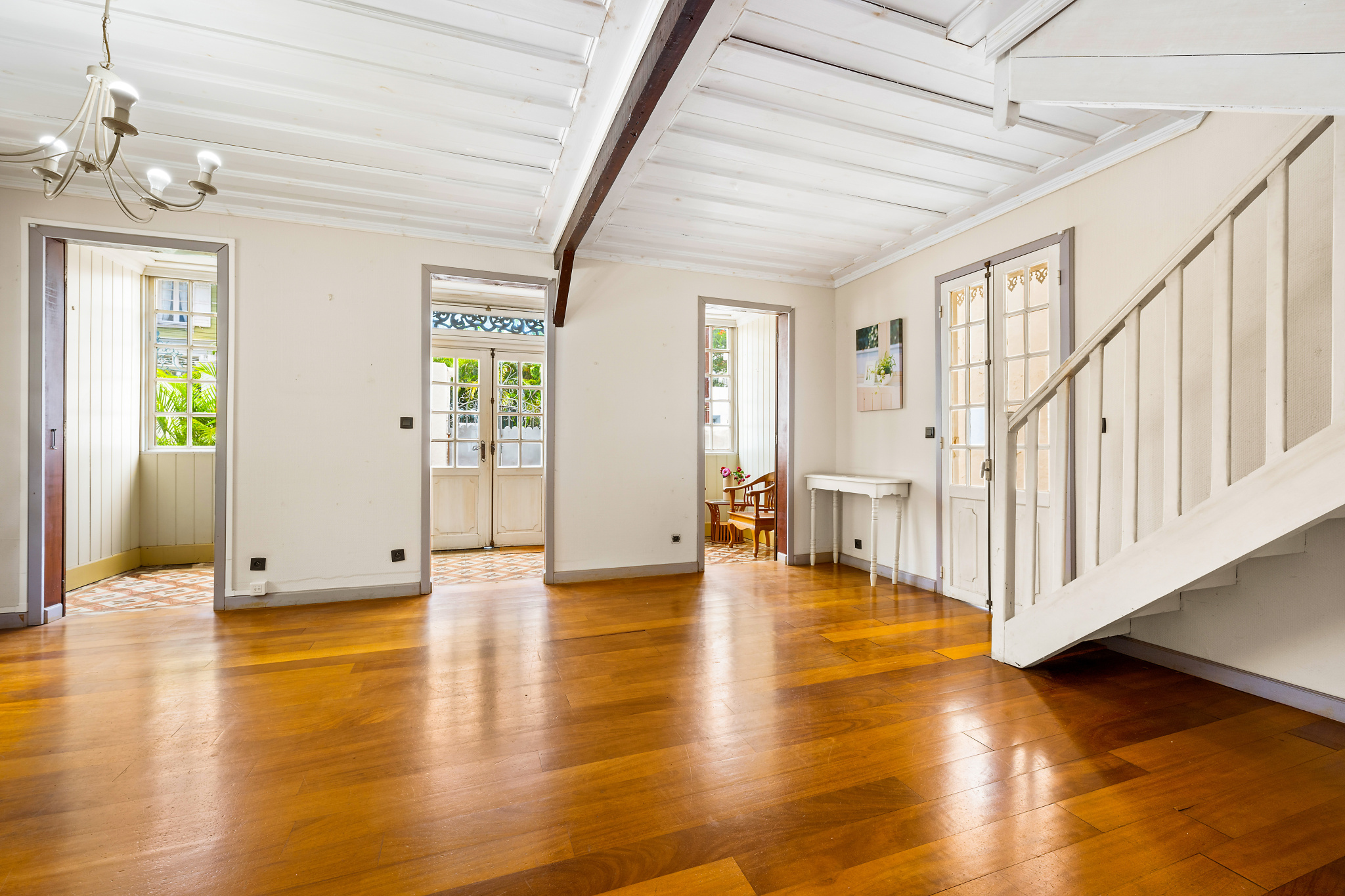 SAINT DENIS (CARRÉ D'OR) - MAISON CRÉOLE COUP DE COEUR