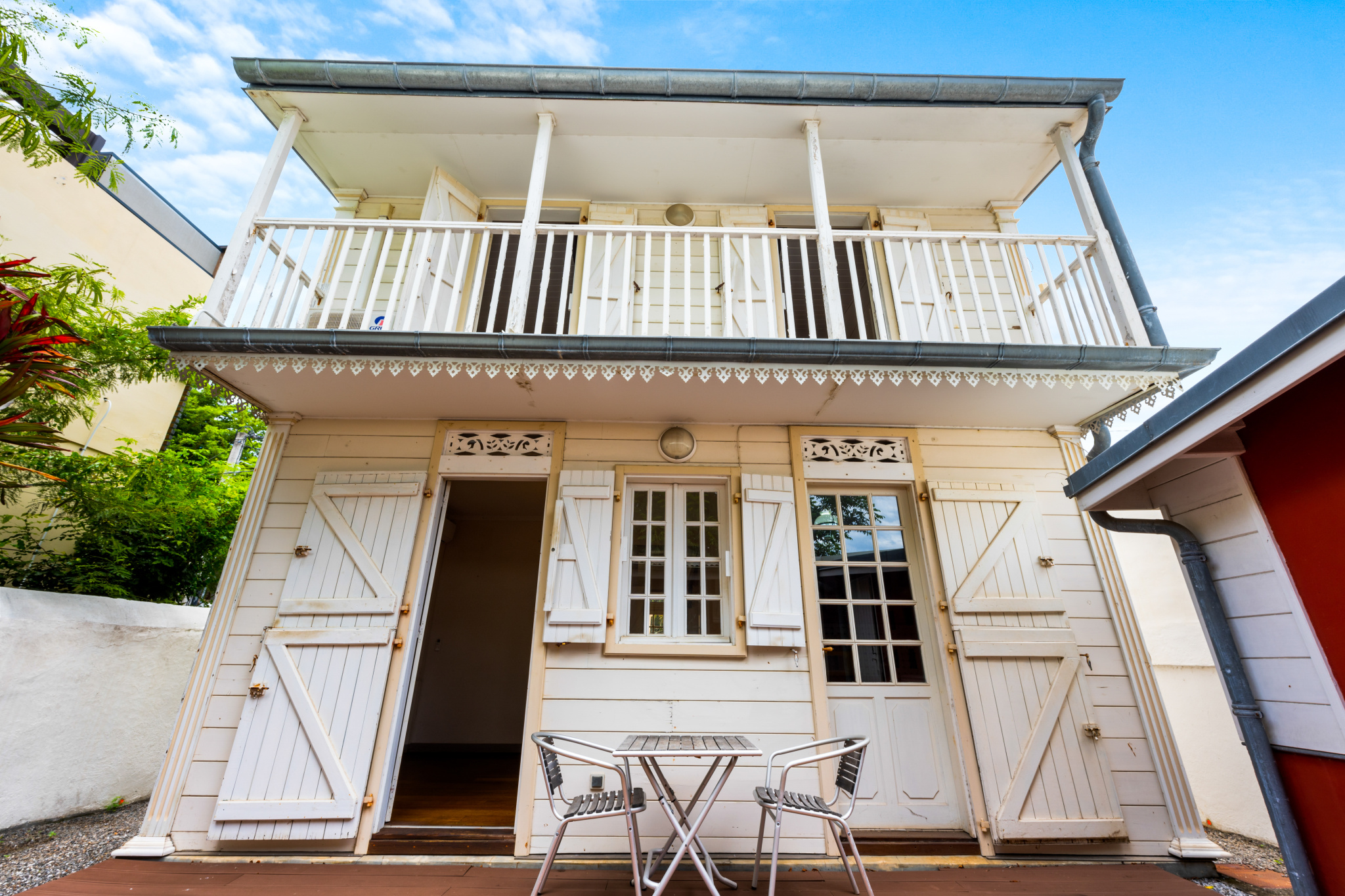 SAINT DENIS (CARRÉ D'OR) - MAISON CRÉOLE COUP DE COEUR