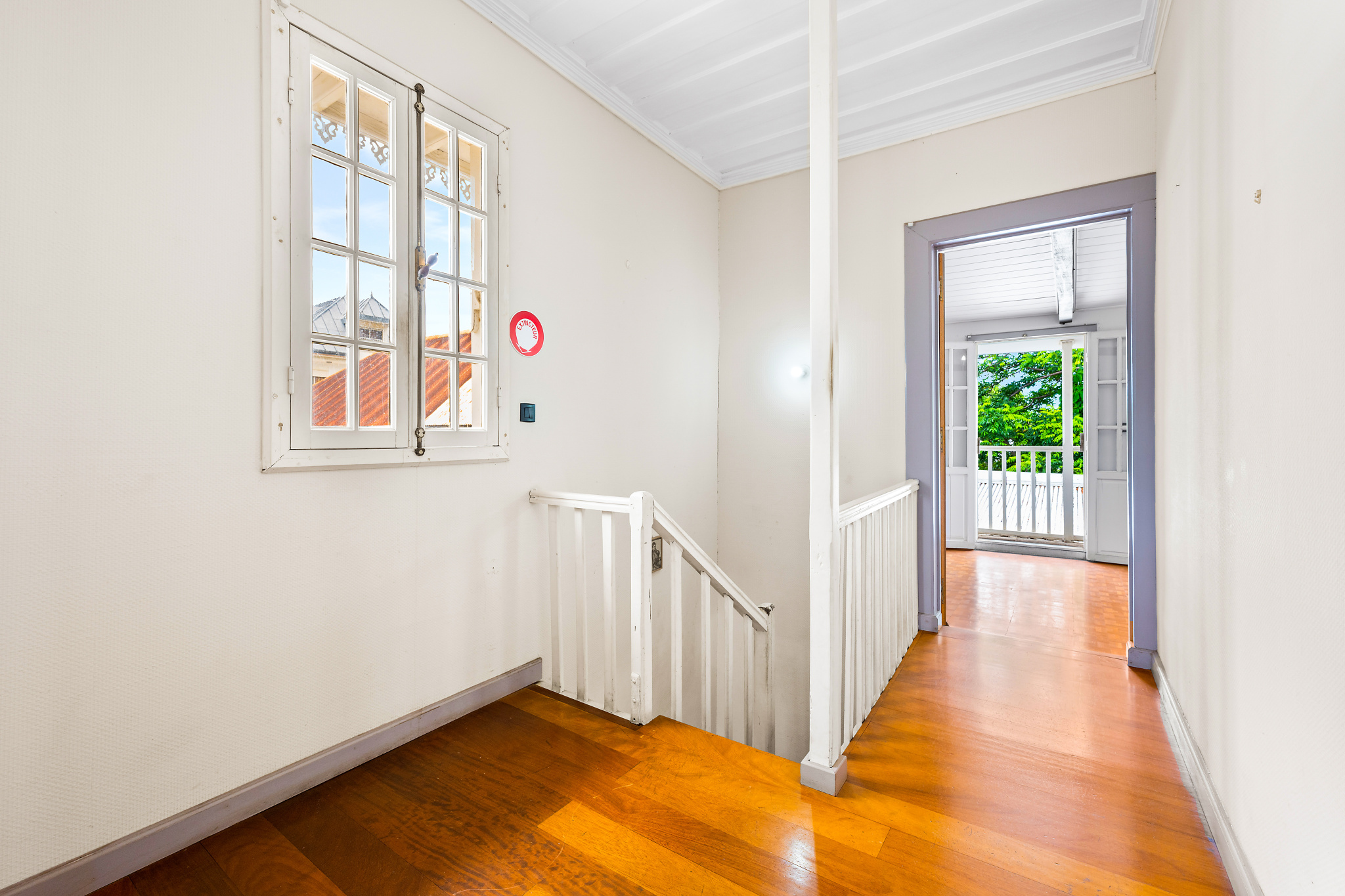 SAINT DENIS (CARRÉ D'OR) - MAISON CRÉOLE COUP DE COEUR