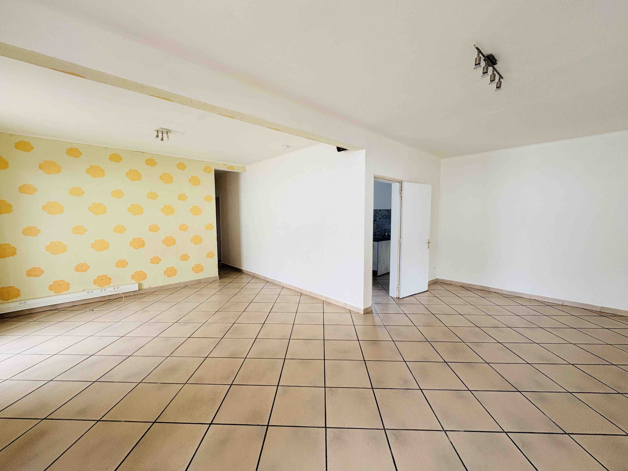 LA POSSESSION (SAINTE THERESE) - LOCATION MAISON T5 PLAIN-PIED AVEC GRAND JARDIN