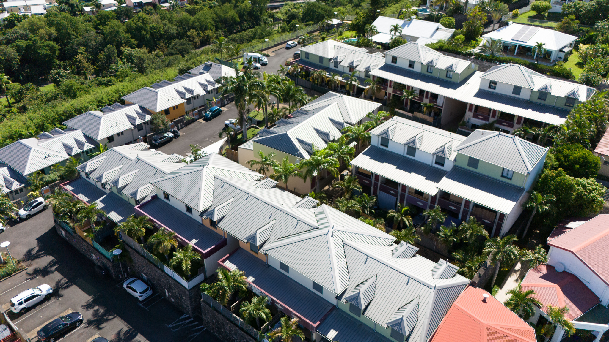 LA POSSESSION (BOEUF MORT) - STUDIO AVEC JARDIN DANS RESIDENCE SECURISEE