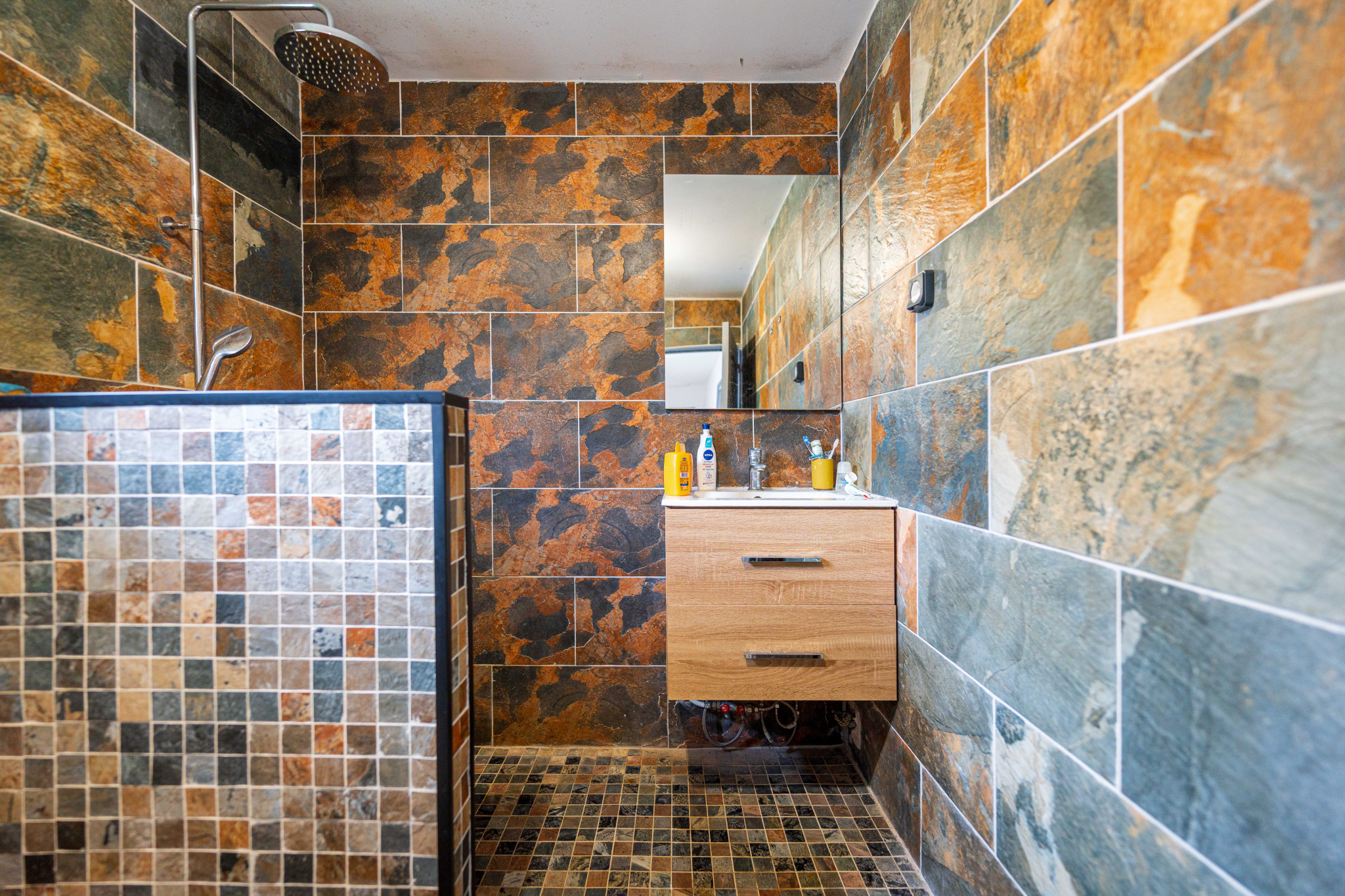 EXCLUSIVITE VILLA T5/6 A LA POSSESSION (Ravine à malheur)