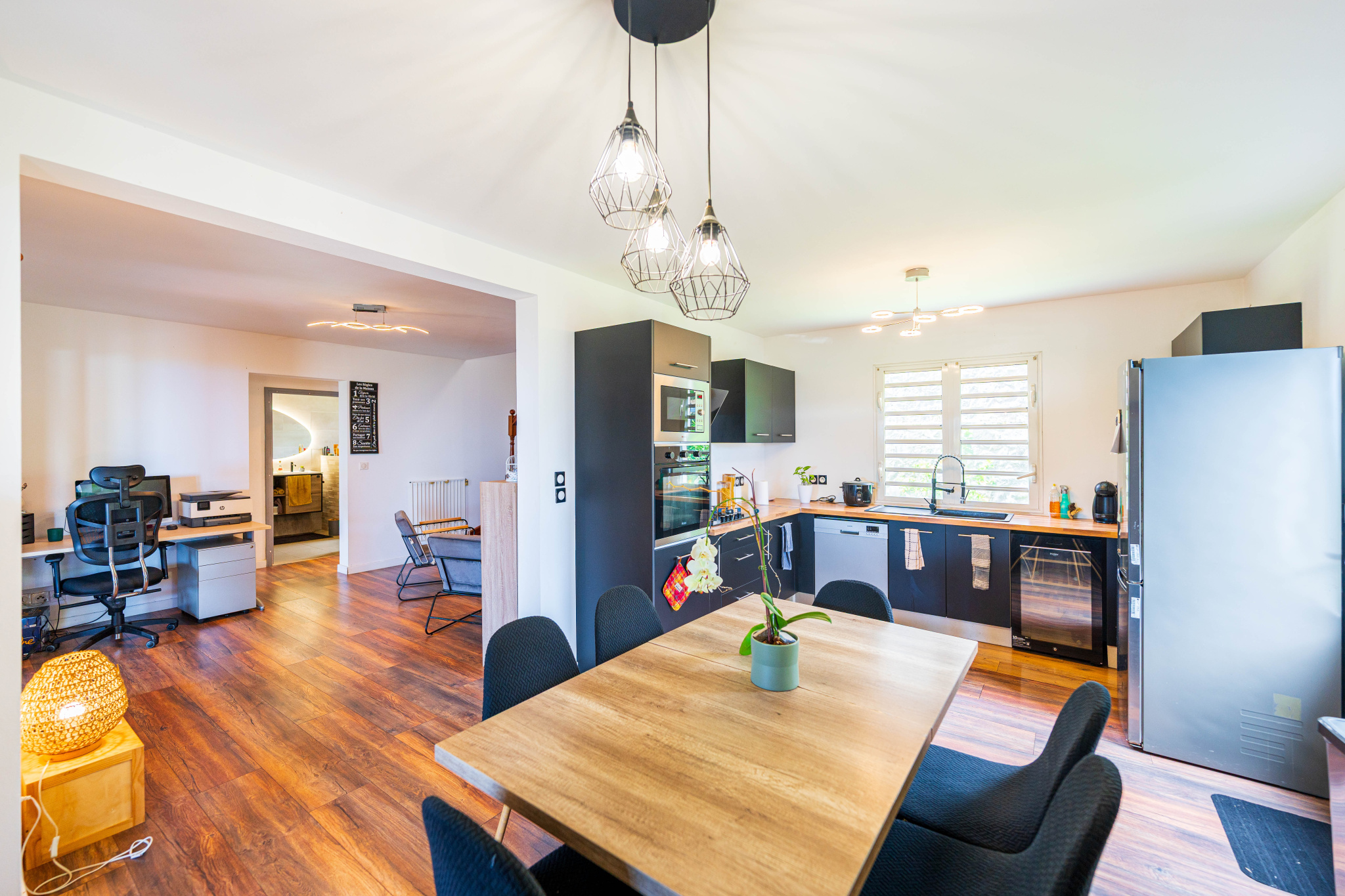 EXCLUSIVITE VILLA T5/6 A LA POSSESSION (Ravine à malheur)