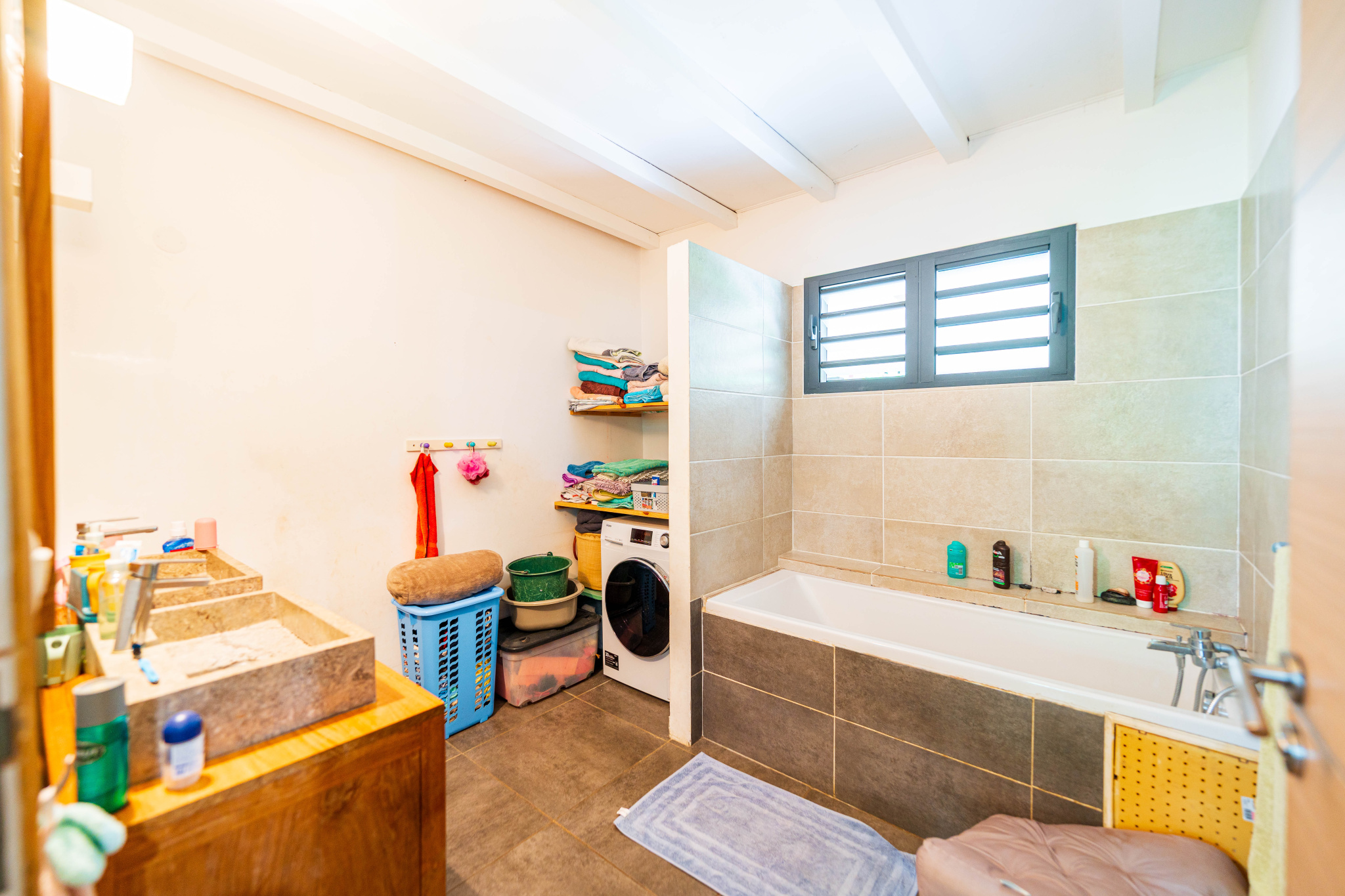 EXCLUSIVITE MAISON T5 AVEC GARAGE DANS LES BAS DE LA POSSESSION