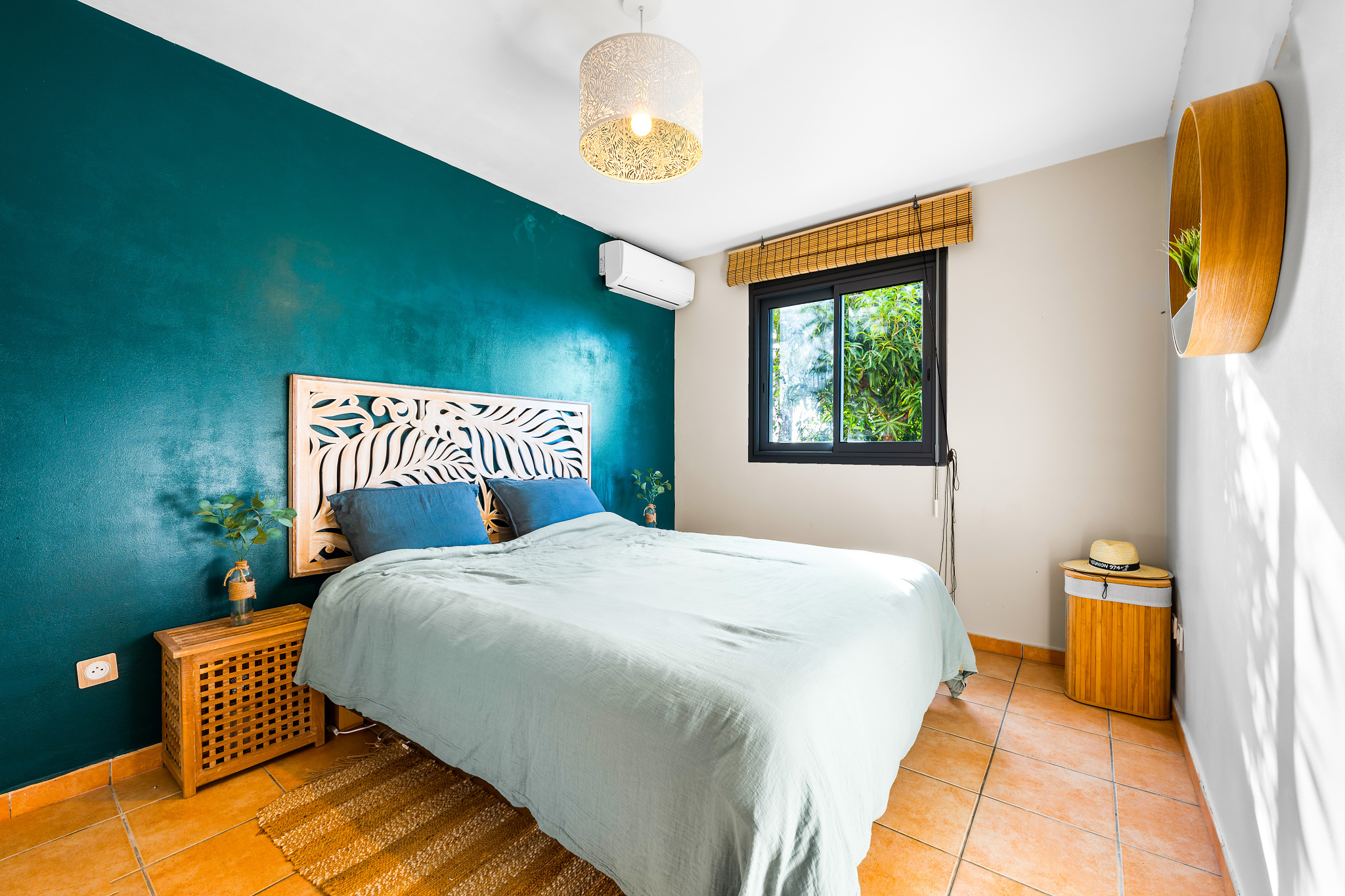 LA POSSESSION (MOULIN JOLI) - RARE SUR SECTEUR VILLA AVEC PISCINE CHAUFFÉE