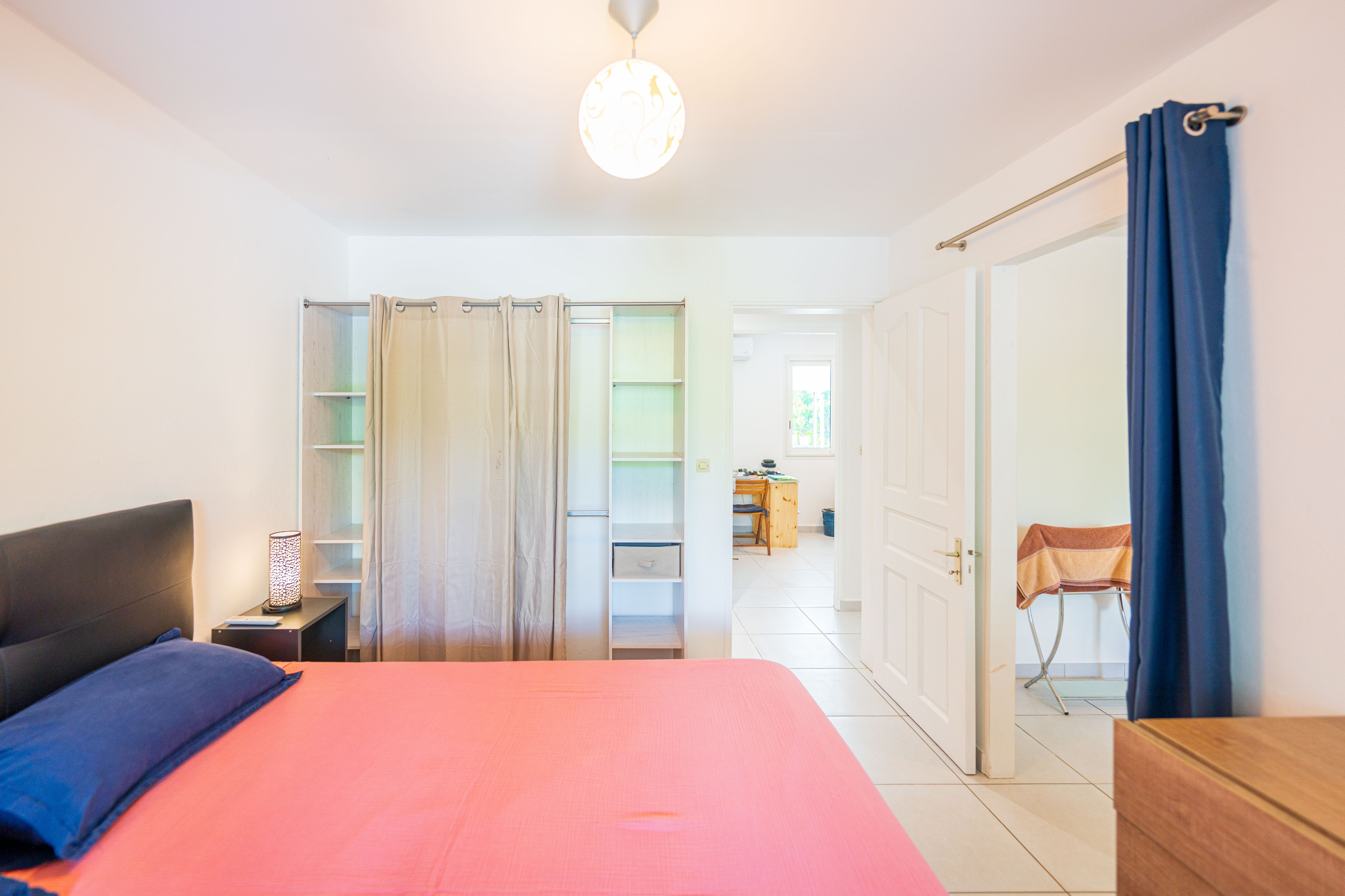 SAINT BENOIT - VILLA PLAIN-PIED AVEC PISCINE SANS VIS-A-VIS