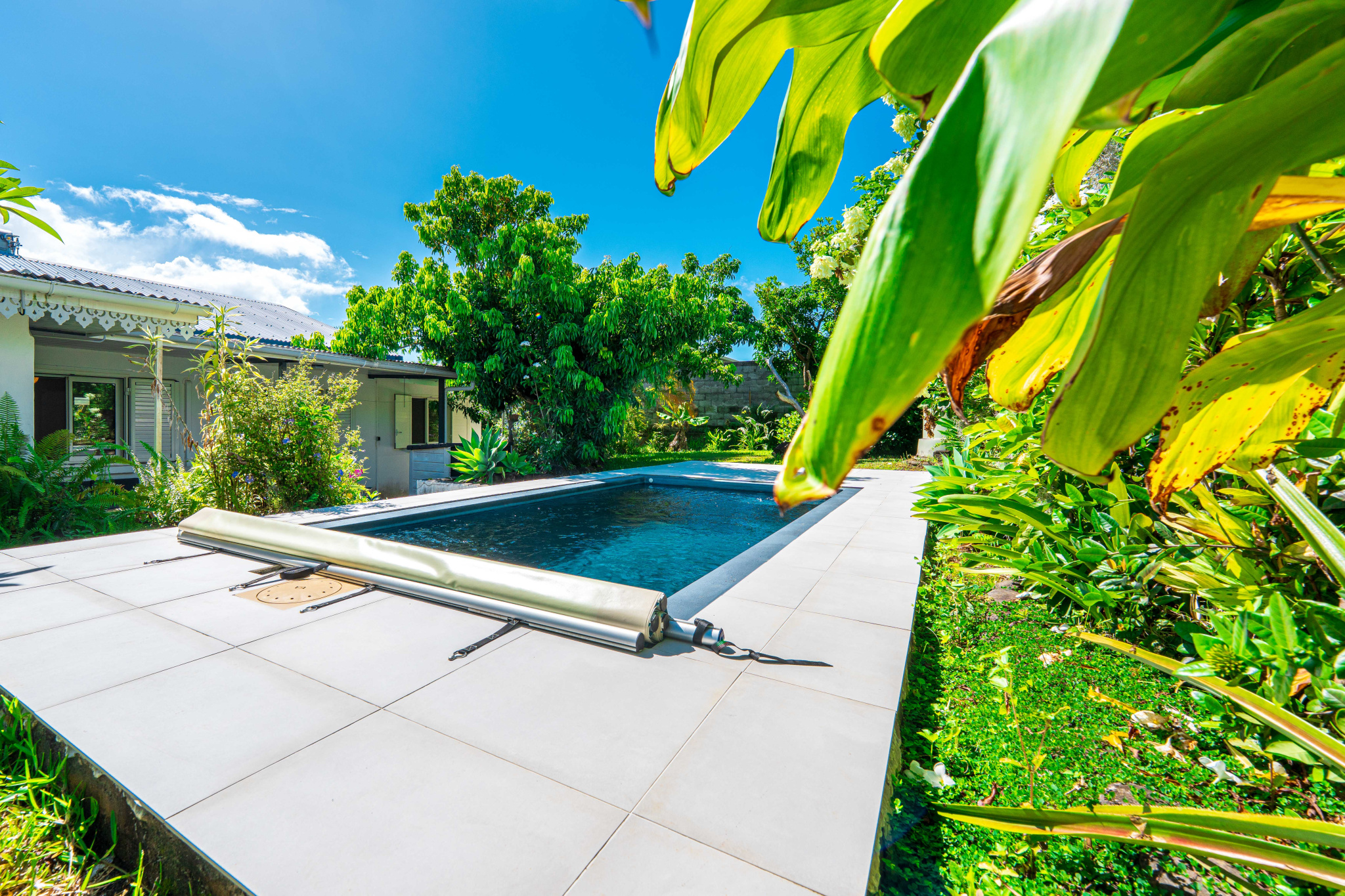 SAINT BENOIT - VILLA PLAIN-PIED AVEC PISCINE SANS VIS-A-VIS