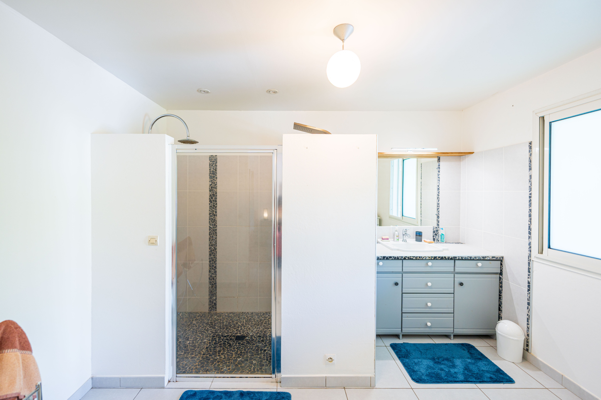 SAINT BENOIT - VILLA PLAIN-PIED AVEC PISCINE SANS VIS-A-VIS