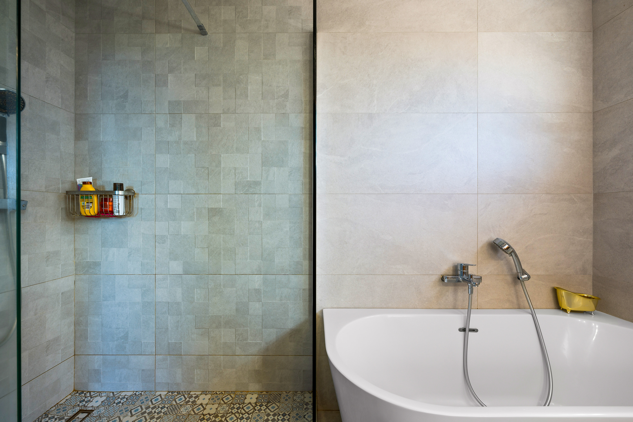 LA SALINE LES BAINS - RARE SUR LE SECTEUR VILLA T6 AVEC PISCINE