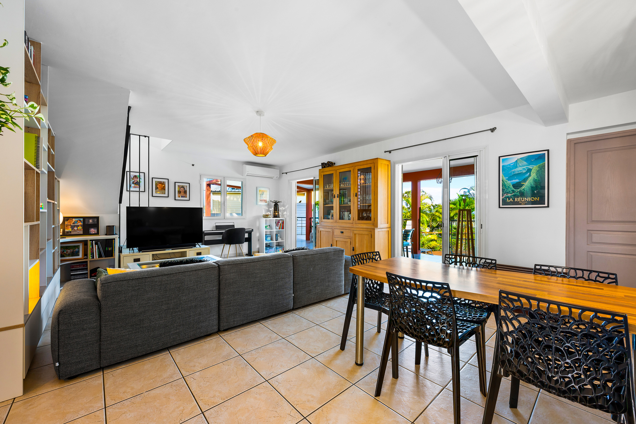 LA SALINE LES BAINS - RARE SUR LE SECTEUR VILLA T6 AVEC PISCINE