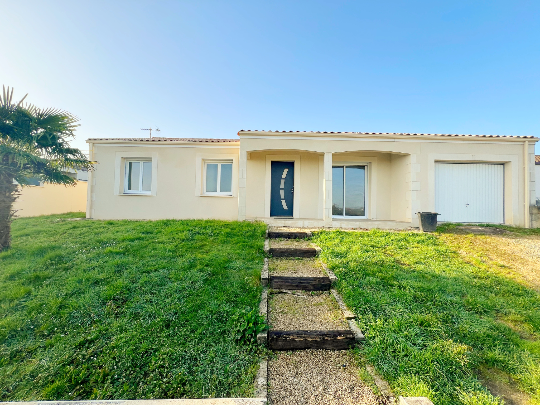 BESSINES - MAISON F4 PLAIN-PIED