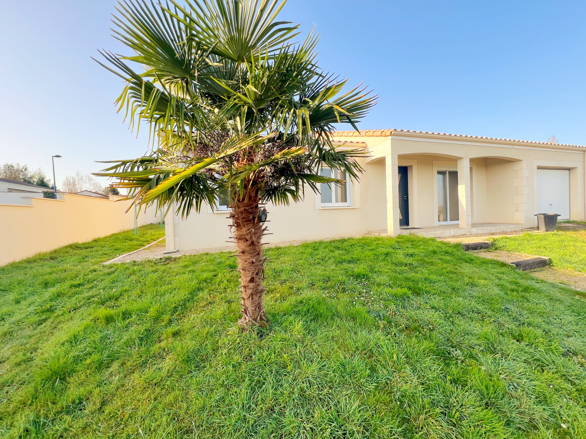 BESSINES - MAISON F4 PLAIN-PIED