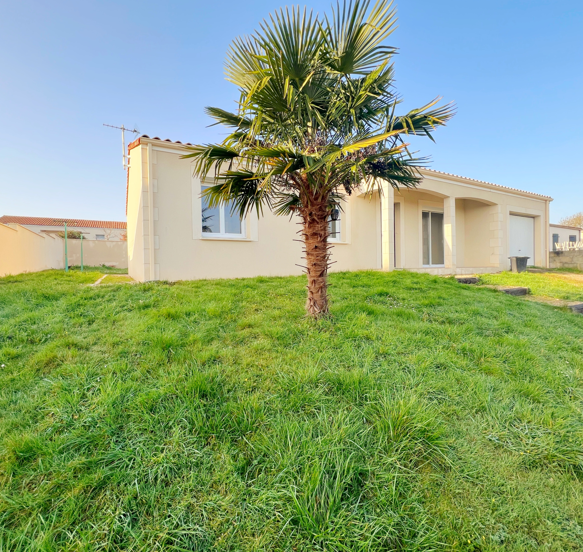 BESSINES - MAISON F4 PLAIN-PIED