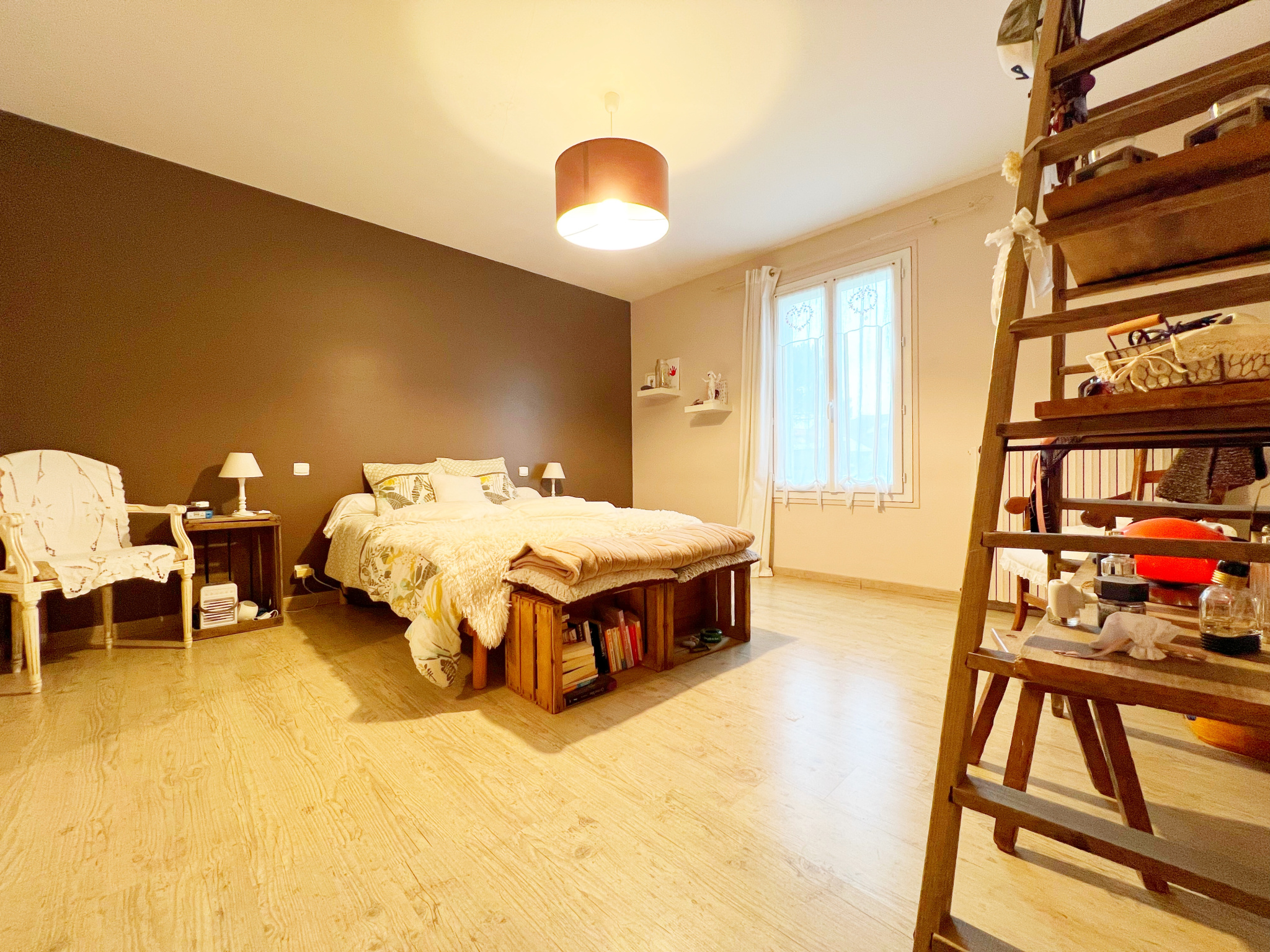 VOUHÉ - MAISON F5 AVEC PISCINE