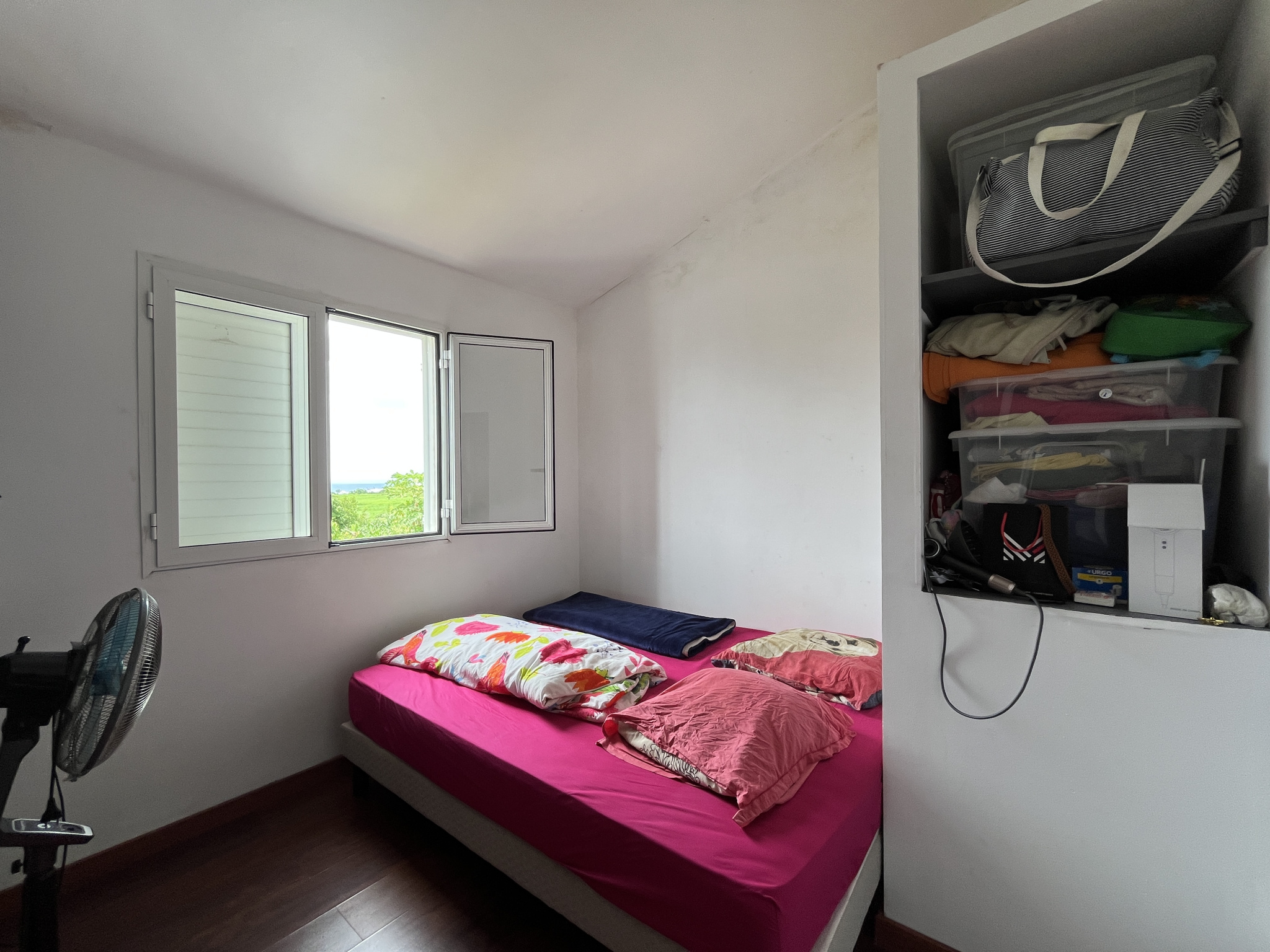 SAINT BENOIT (BRAS MADELEINE) - MAISON T4 LIBRE